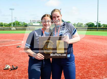 Thumbnail 2 in Oceanside vs. Massapequa (Sect VIII AAA Final Game 2) photogallery.