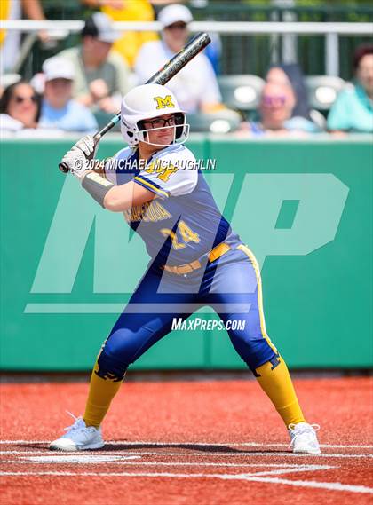 Thumbnail 3 in Oceanside vs. Massapequa (Sect VIII AAA Final Game 2) photogallery.