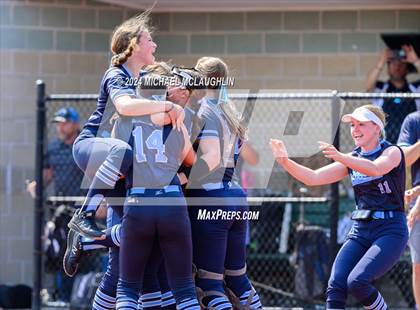 Thumbnail 1 in Oceanside vs. Massapequa (Sect VIII AAA Final Game 2) photogallery.