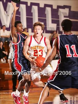 Thumbnail 2 in Las Plumas vs. Chico (Oroville Tournament) photogallery.