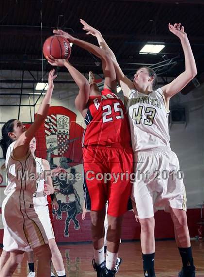 Thumbnail 3 in Denver East vs. Monarch photogallery.