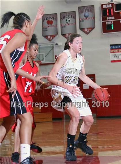 Thumbnail 3 in Denver East vs. Monarch photogallery.