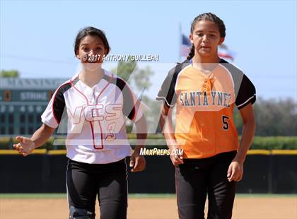 Thumbnail 1 in Santa Ynez vs Village Christian (CIF SS Division 7 Final) photogallery.