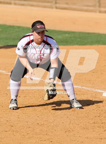 Thumbnail 1 in Santa Ynez vs Village Christian (CIF SS Division 7 Final) photogallery.