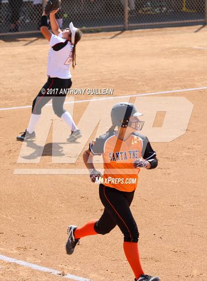 Thumbnail 1 in Santa Ynez vs Village Christian (CIF SS Division 7 Final) photogallery.