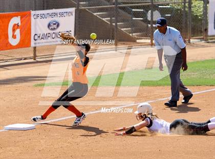Thumbnail 1 in Santa Ynez vs Village Christian (CIF SS Division 7 Final) photogallery.