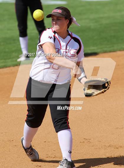 Thumbnail 3 in Santa Ynez vs Village Christian (CIF SS Division 7 Final) photogallery.