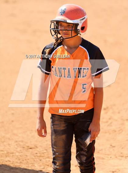 Thumbnail 2 in Santa Ynez vs Village Christian (CIF SS Division 7 Final) photogallery.