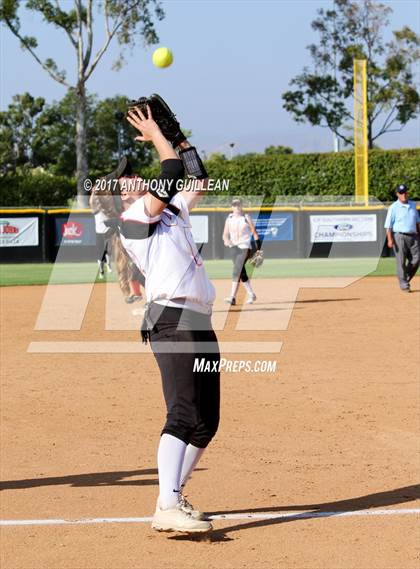 Thumbnail 1 in Santa Ynez vs Village Christian (CIF SS Division 7 Final) photogallery.