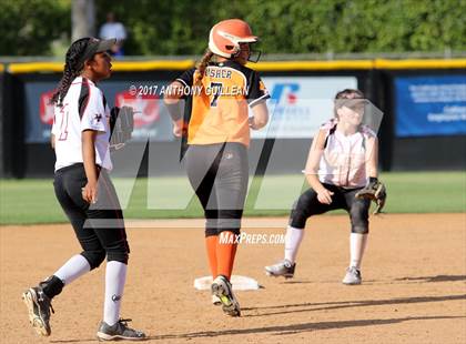 Thumbnail 3 in Santa Ynez vs Village Christian (CIF SS Division 7 Final) photogallery.