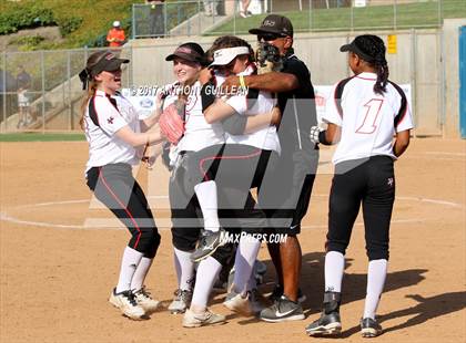 Thumbnail 2 in Santa Ynez vs Village Christian (CIF SS Division 7 Final) photogallery.