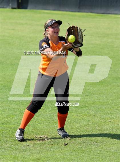Thumbnail 3 in Santa Ynez vs Village Christian (CIF SS Division 7 Final) photogallery.
