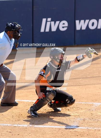Thumbnail 1 in Santa Ynez vs Village Christian (CIF SS Division 7 Final) photogallery.