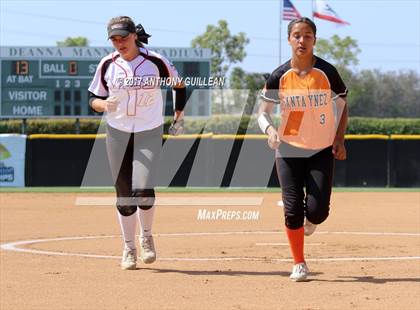 Thumbnail 1 in Santa Ynez vs Village Christian (CIF SS Division 7 Final) photogallery.