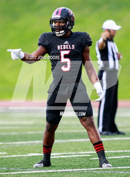 Thumbnail 1 in MacArthur @ Tascosa photogallery.