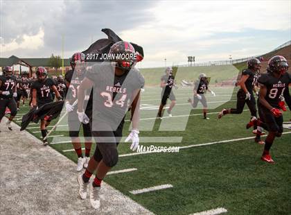 Thumbnail 2 in MacArthur @ Tascosa photogallery.