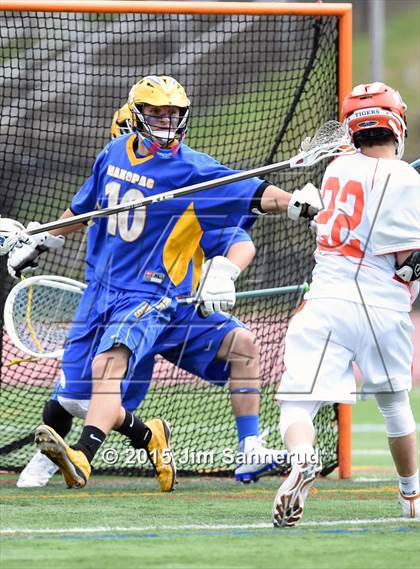 Thumbnail 2 in Mamaroneck vs. Mahopac (Section 1 Class A Final) photogallery.