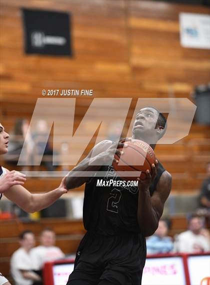 Thumbnail 3 in Archbishop Stepinac vs. Piedmont Classical (Torrey Pines Holiday Classic) photogallery.