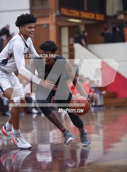 Thumbnail 2 in Archbishop Stepinac vs. Piedmont Classical (Torrey Pines Holiday Classic) photogallery.