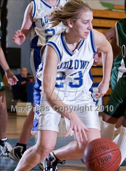 Thumbnail 1 in Ludlowe vs Norwalk photogallery.