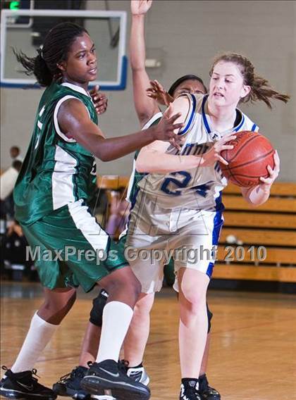Thumbnail 2 in Ludlowe vs Norwalk photogallery.