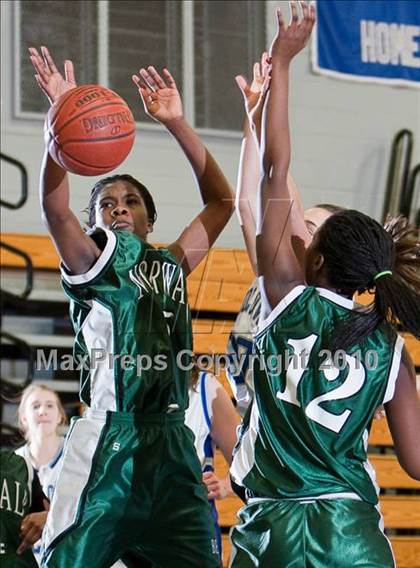 Thumbnail 1 in Ludlowe vs Norwalk photogallery.