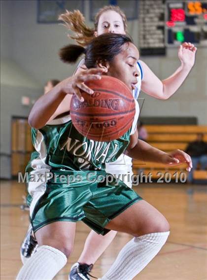 Thumbnail 1 in Ludlowe vs Norwalk photogallery.