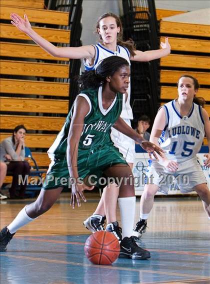 Thumbnail 2 in Ludlowe vs Norwalk photogallery.