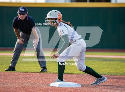 Thumbnail 2 in Harlingen South vs. Liberty Hill (UIL Softball 5A Region 2 & 4 Regional Semifinal) photogallery.