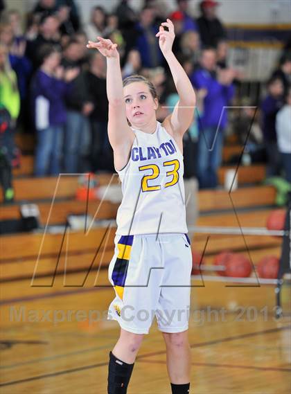 Thumbnail 3 in Clayton vs. Cameron photogallery.