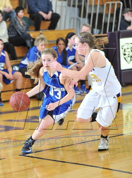Thumbnail 3 in Clayton vs. Cameron photogallery.