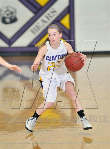 Thumbnail 1 in Clayton vs. Cameron photogallery.