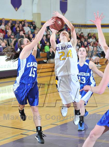 Thumbnail 3 in Clayton vs. Cameron photogallery.