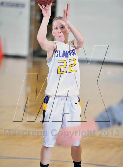 Thumbnail 2 in Clayton vs. Cameron photogallery.