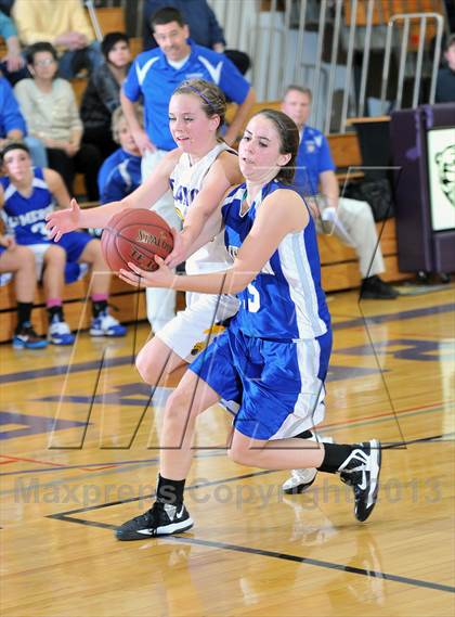 Thumbnail 2 in Clayton vs. Cameron photogallery.