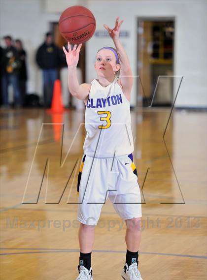 Thumbnail 1 in Clayton vs. Cameron photogallery.