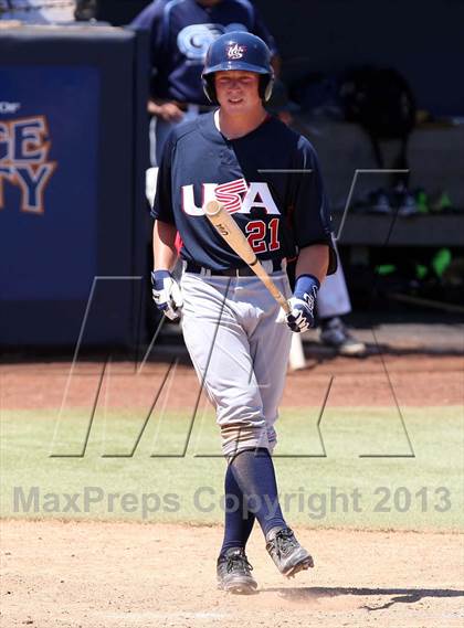 Thumbnail 3 in Team USA 18U photogallery.