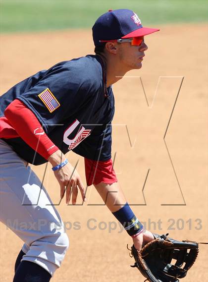 Thumbnail 1 in Team USA 18U photogallery.
