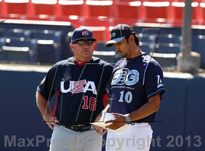 Thumbnail 2 in Team USA 18U photogallery.