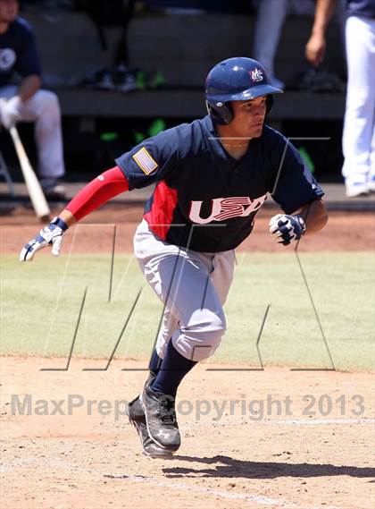 Thumbnail 2 in Team USA 18U photogallery.
