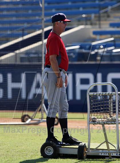 Thumbnail 2 in Team USA 18U photogallery.
