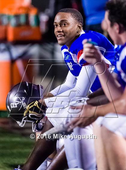 Thumbnail 3 in 2016 North Texas All-Star Football Classic photogallery.