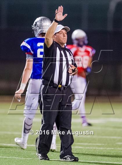 Thumbnail 1 in 2016 North Texas All-Star Football Classic photogallery.