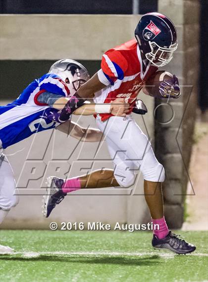 Thumbnail 3 in 2016 North Texas All-Star Football Classic photogallery.
