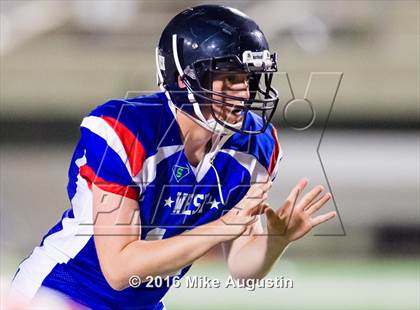 Thumbnail 2 in 2016 North Texas All-Star Football Classic photogallery.
