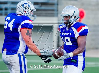 Thumbnail 2 in 2016 North Texas All-Star Football Classic photogallery.