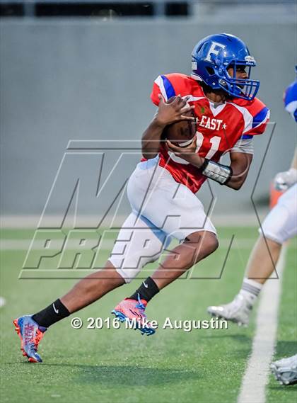 Thumbnail 3 in 2016 North Texas All-Star Football Classic photogallery.