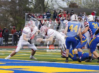 Thumbnail 1 in Bellport vs West Islip (Conference II Championship) photogallery.