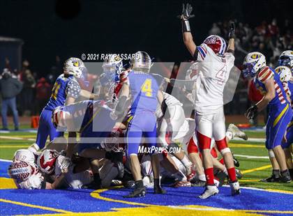 Thumbnail 3 in Bellport vs West Islip (Conference II Championship) photogallery.