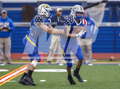 Thumbnail 1 in Bellport vs West Islip (Conference II Championship) photogallery.